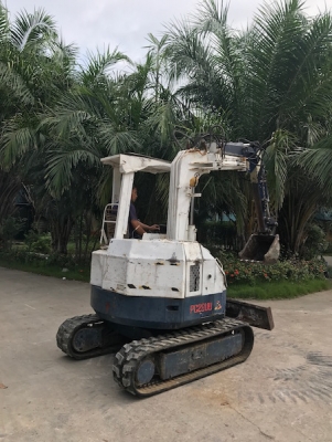 ขายKOMATSU PC28 uu (pc30)คอนโทลดี ปั้มแรง แน่นๆ สวยเดิมจากญี่ปุ่น100\% ทำงานสมบูรณ์ทุกระบบ รับรองไม่ผิดหวัง 185,000 เท่านั้น!!