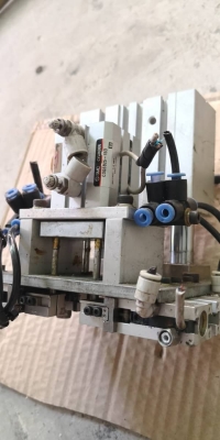 550 บ.ส่งถึงบ้านฟรีโทร 083-2000058 LINE ID: line832923 ชุดนิวเมติกตามภาพมีอุปกรณ์ 6 ชิ้น พร้อมเซ็นต์เซอร์ที่ติดกับกระบอกสูบต่างๆอีก8 อัน