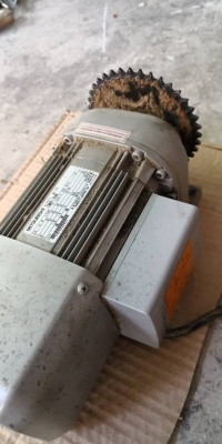 1,600 บ.ส่งถึงบ้านฟรีโทร 083-2000058 LINE ID: line832923 มอเตอร์เกียร์ทด MITSUBISHI ขนาดกำลัง 200 W.