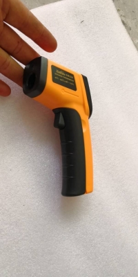 450 บ.ส่งถึงบ้านฟรีโทร 083-2000058 LINE ID: line832923 INFRARED THERMOMETER ปืนยิงวัดอุณหภูมิแบบลำแส