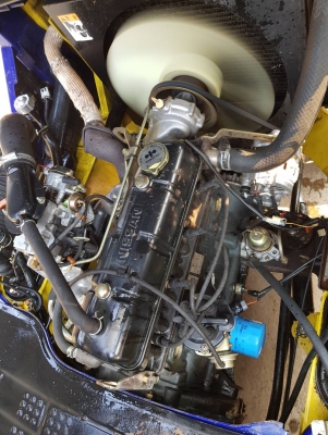 KOMATSU FG25-14,,,เครื่องเบนซิน,,,เกียร์ธรรมดา,,,เสาสูง4เมตร,,,งาเท*ฮิ้งค์*,,,ล้อหน้าคู่,,,บริการติดตั่งระบบแก๊สฟรี,,,สนใจติดต่อ083-062-0223(ปอน)