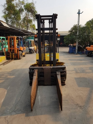 TCM FD30Z7,,,เครื่องดีเซล,,,เกียร์ออโต้,,,เสาสูง4เมตร,,,ราคาเบาๆ,,สนใจติดต่อ☎️083-062-0223(ปอน)