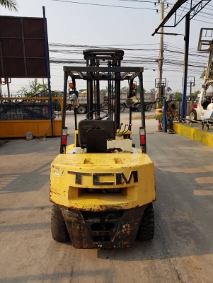 TCM FD30Z7,,,เครื่องดีเซล,,,เกียร์ออโต้,,,เสาสูง4เมตร,,,ราคาเบาๆ,,สนใจติดต่อ☎️083-062-0223(ปอน)