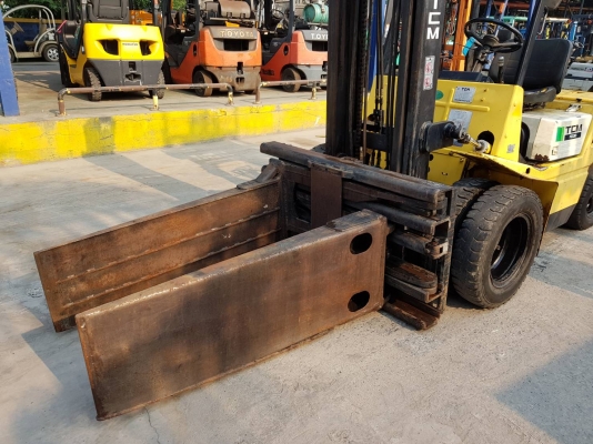 TCM FD30Z7,,,เครื่องดีเซล,,,เกียร์ออโต้,,,เสาสูง4เมตร,,,ราคาเบาๆ,,สนใจติดต่อ☎️083-062-0223(ปอน)