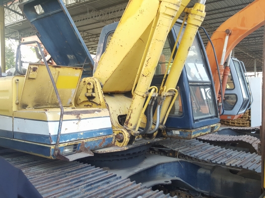 KOBELCO SK 200-3 นอกญี่ปุ่น ราคา 1,450,000 KOBELCO SK 200-3 นอกญี่ปุ่น ราคา 1,450,000