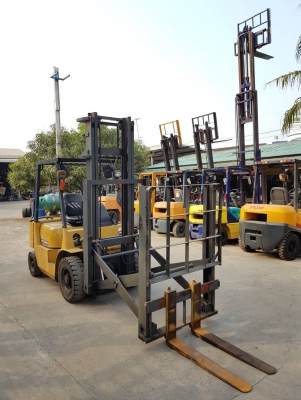 MITSUBISHI FG25-F18B รถยกขนาด2.5ตัน เครื่องเบนซิล+แก๊ส เสาสูง4เมตร งาพิเศษ สนใจติดต่อ 083-062-0223(ปอน)