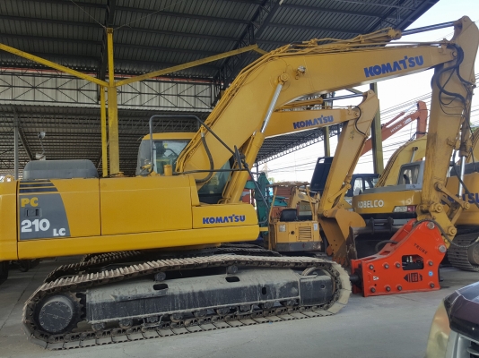 KOMATSU PC210LC นอกญี่ปุ่น ราคา 2,450,000 KOMATSU PC210LC นอกญี่ปุ่น ราคา 2,450,000