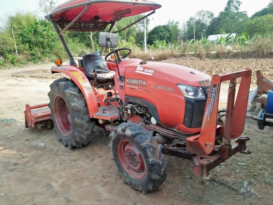 รถไถแทรกเตอร์  L3608 ปี 54  ปรับราคาใหม่  255,000 บาท  ด่วนครับ