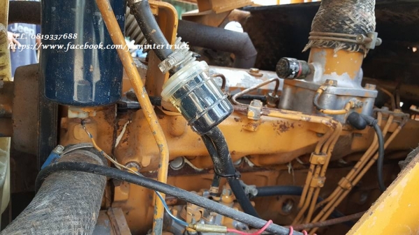 FROM JAPANรถตักล้อยางKOMATSU-SD25 เกียร์ทอร์ค/มีเก๋ง/เครื่องยนต์KOMATSU-6D95L- 6สูบ/ความจุของบุ๊งกี๋ประมาณ:2.5คิว /ยกสูงประมาณ3.40เมตร / ราคาเพียง 320,000 บาท สนใจติดต่อ 0819337688