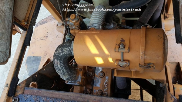 FROM JAPANรถตักล้อยางKOMATSU-SD25 เกียร์ทอร์ค/มีเก๋ง/เครื่องยนต์KOMATSU-6D95L- 6สูบ/ความจุของบุ๊งกี๋ประมาณ:2.5คิว /ยกสูงประมาณ3.40เมตร / ราคาเพียง 320,000 บาท สนใจติดต่อ 0819337688