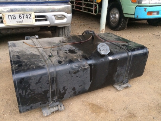 ขายถังน้ำมัน Isuzu  FTR 240