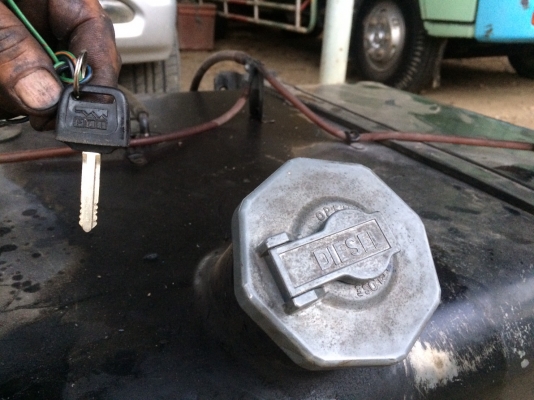 ขายถังน้ำมัน Isuzu  FTR 240