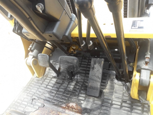 ขายรถยก MITSUBISHI FG20 F17B เครื่องเบนซิน เกียร์ธรรมดา ยกได้2ตัน เสา3เมตร ติดต่อ 098-7962549 ขายรถยก MITSUBISHI FG20 F17B เครื่องเบนซิน เกียร์ธรรมดา ยกได้2ตัน เสา3เมตร ติดต่อ 098-7962549