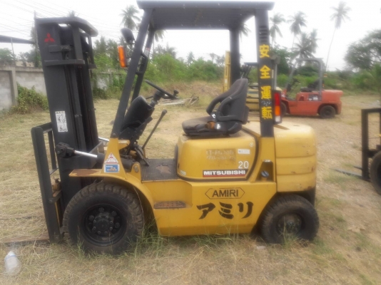 ขายรถยก MITSUBISHI FG20 F17B  เครื่องเบนซิน เกียร์ธรรมดา ยกได้2ตัน เสา3เมตร  ติดต่อ 098-7962549