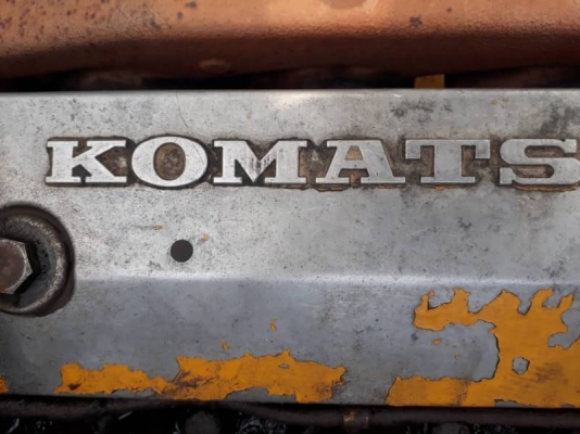 KOMATSU PC 60-5 + เทนเลอร์ 6ล้อ