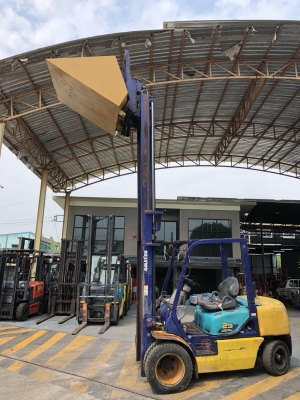 KOMATSU FD25C-14 S/N :555548 KOMATSU FD25C-14 S/N :555548