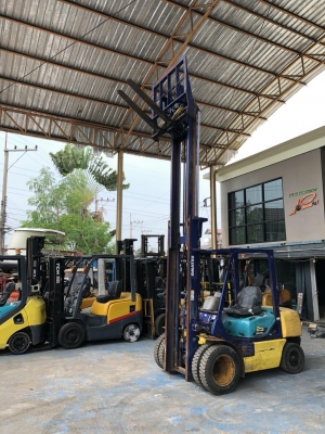 KOMATSU FD25C-14 S/N :555548 KOMATSU FD25C-14 S/N :555548