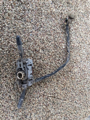 ชุดไฟยกเลี้ยวมิร่าไทย