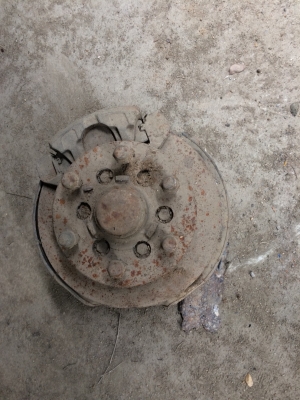 ดุมล้อหน้าพร้อมจานเบรคมิซซูไซโลน