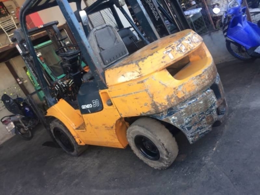 ขาย โตโยต้า รุ่น 7 เบนซิน 3 ตัน เสา 3 เมตร