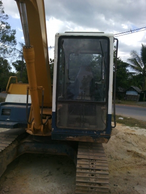 ขายรถแบคโฮ KOMATSU PC60-6 ระบบไฟเต็ม ราคา 480000
