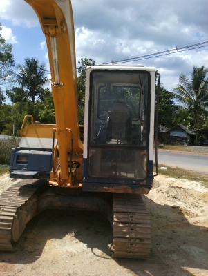 ขายรถแบคโฮ KOMATSU PC60-6 ระบบไฟเต็ม ราคา 480000