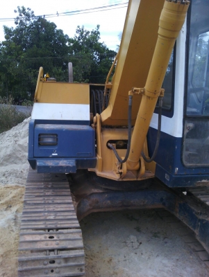 ขายรถแบคโฮ KOMATSU PC60-6 ระบบไฟเต็ม ราคา 480000