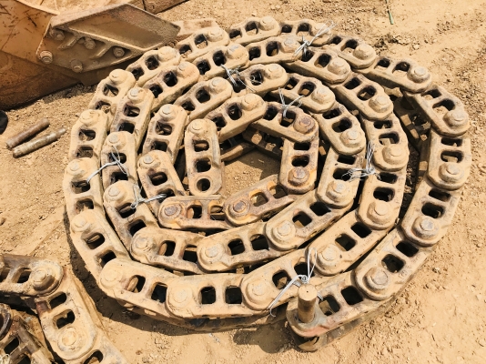 ขายโซ่ มือสอง ถอดจากCAT320D 1คู่