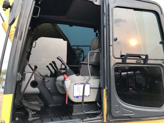 ขาย KOMATSU PC200-8MO สวยๆ พร้อมใช้งาน สีเดิมทั้งคัน 5700 ชั่วโมง(PM7000ชม) ชมรถที่หน้างานได้ทุกวัน สนใจติดต่อโดยตรง 081-4283210