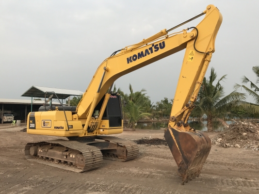 ขาย KOMATSU PC200-8MO สวยๆ พร้อมใช้งาน สีเดิมทั้งคัน 5700 ชั่วโมง(PM7000ชม) ชมรถที่หน้างานได้ทุกวัน สนใจติดต่อโดยตรง 081-4283210