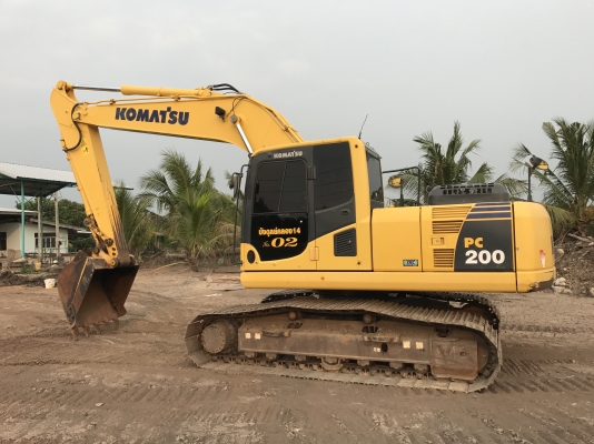 ขาย KOMATSU PC200-8MO สวยๆ พร้อมใช้งาน สีเดิมทั้งคัน 5700 ชั่วโมง(PM7000ชม) ชมรถที่หน้างานได้ทุกวัน สนใจติดต่อโดยตรง 081-4283210