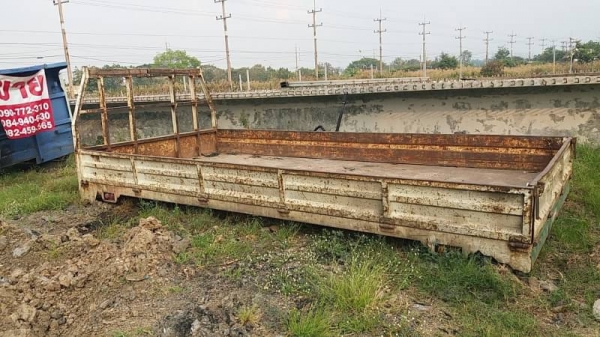 ขาย 29,000 กะบะเปิดข้างได้ กว้าง 2.50 ม.ยาว 5.20 ม.สูง 40 ซม.กะบะเหล็กสวยหนา สภาพดีมากเหมือนใหม่ กะบะอยู่ ปทุมธานี สามโคก 090-772-3710 090-772-3708