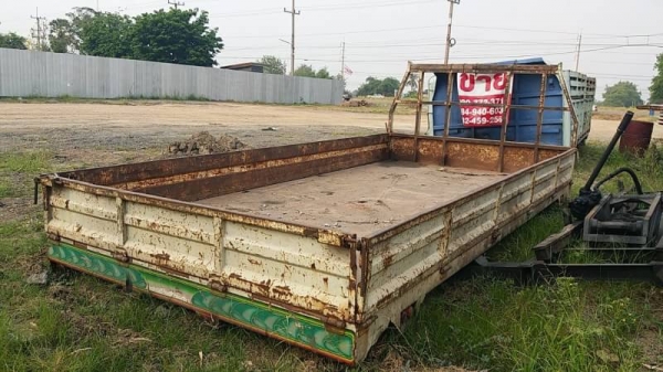 ขาย 29,000 กะบะเปิดข้างได้ กว้าง 2.50 ม.ยาว 5.20 ม.สูง 40 ซม.กะบะเหล็กสวยหนา สภาพดีมากเหมือนใหม่ กะบะอยู่ ปทุมธานี สามโคก 090-772-3710 090-772-3708