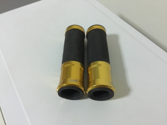 ขายปลอกแฮนท์ DMV สภาพสวย ราคา 500 บาท ขายปลอกแฮนท์ DMV สภาพสวย ราคา 500 บาท