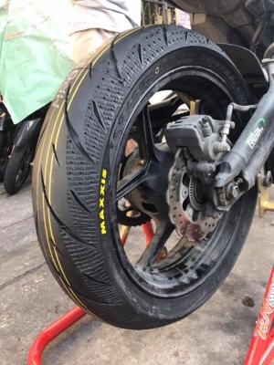 สิ้นสุดการรอคอย ยางใหม่ เกรดZR 2 คอมปาวด์ Maxxis supermaxx diamond ยางปี 17 ทุกเส้น สิ้นสุดการรอคอย ยางใหม่ เกรดZR 2 คอมปาวด์ Maxxis supermaxx diamond ยางปี 17 ทุกเส้น