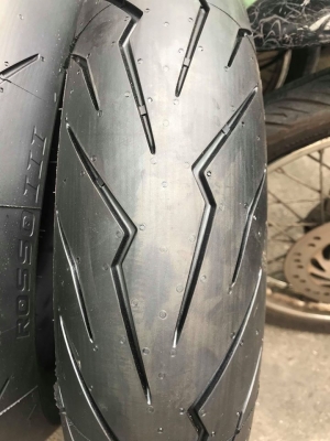 ยางใหม่ มือ1 Pirelli Rosso 3 พร้อมใบรับประกันยางทุกเส้น ยางใหม่ มือ1 Pirelli Rosso 3 พร้อมใบรับประกันยางทุกเส้น