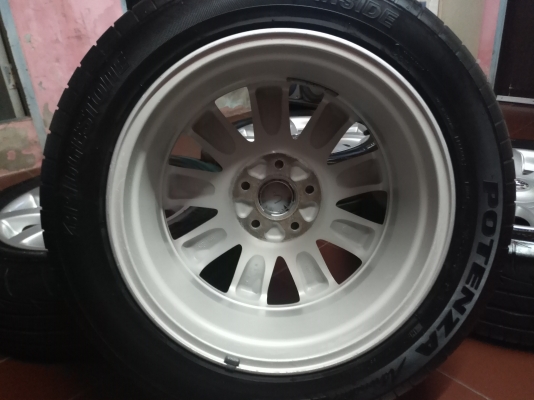 ล้อแม็กซ์ Nissan Teana ขอบ 17 นิ้ว พร้อมยาง Bridgestone ดอกเทพ