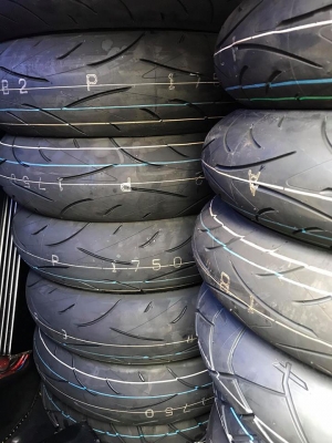 ยางใหม่ Dunlop Rd Sport เกรดZR นะครับ ยางใหม่ Dunlop Rd Sport เกรดZR นะครับ
