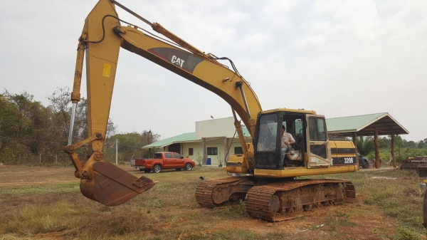 ขาย แบคโฮ CAT 320B รถซื้อเก่านอกมา เครื่องดี ปั้มดี เอวแน่น ช่วงล่างเต็ม ไฟฟ้าครบ เอกสารใบซื้อขาย ราคาต่อรองได้