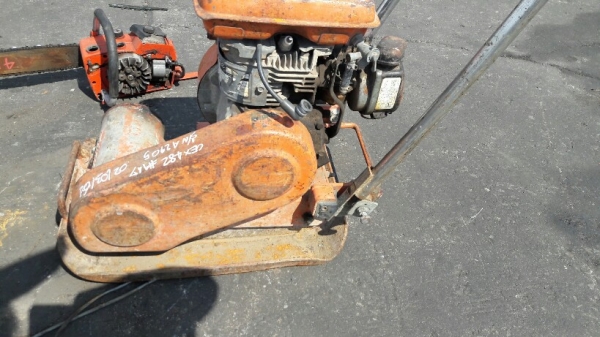 ขายเครื่องตบดินเตารีด เเบบจิ้งโจ้กระโดด mikasa