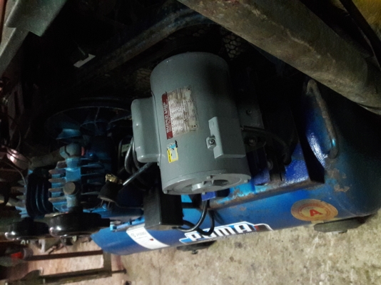 ขาย !! ปั้มลม.PUMA.ขนาด1/2แรง.64ลิตร.พร้อมใช้งาน