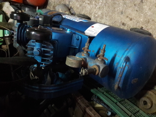 ขาย !! ปั้มลม.PUMA.ขนาด1/2แรง.64ลิตร.พร้อมใช้งาน