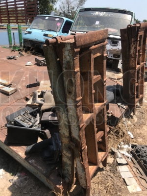 ขายด่วน หางท้ายลาด10ล้อ ยาว6.50 มีบรรไดพับ เหล็กหนา ใส่ pc 200 สบายๆ สภาพทำสีใหม่ นิด1 รับรองสวย ขาย 48000