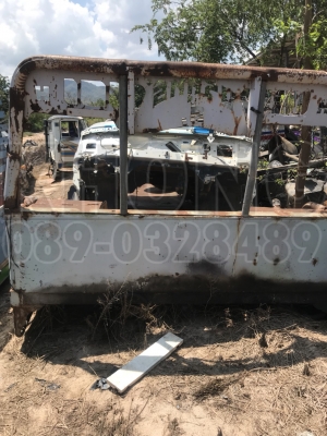 ขายด่วน หางท้ายลาด10ล้อ ยาว6.50 มีบรรไดพับ เหล็กหนา ใส่ pc 200 สบายๆ สภาพทำสีใหม่ นิด1 รับรองสวย ขาย 48000