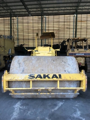 ขาย 1,480,000 SAKAI SV 512 D เล่มทะเบียน 2 เพลา สั่นสะเทือน เครื่องดี ปั้มสั่นแรง เอวแน่น ล้อเรียบเหล็กหนา รถสวยพร้อมใช้เอกสารพร้อมโอน รถอยู่ กทม. 090-772-3710 090-772-3708