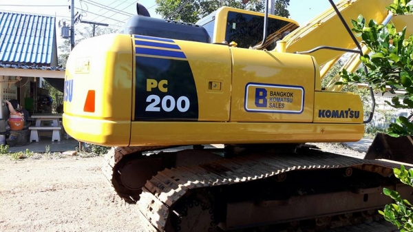 ขาย!! >>> Komatsu Pc200 รุ่น 8MO รถสวยพร้อมใช้งาน <<< เบอร์ติดต่อ 098-7155789 086-4631102