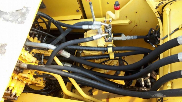 ขาย!! >>> Komatsu Pc200 รุ่น 8MO รถสวยพร้อมใช้งาน <<< เบอร์ติดต่อ 098-7155789 086-4631102