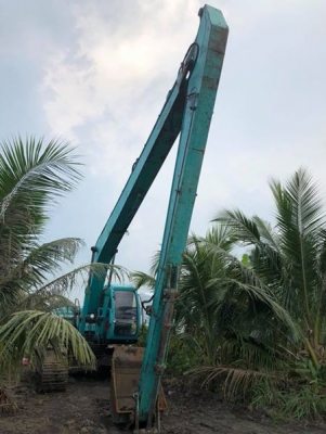 ขาย!! >>> Kobelco Sk200mark5 บูมอาร์มยาว พร้อมใช้งาน <<<  เบอร์ติดต่อ 098-7155789 086-4631102
