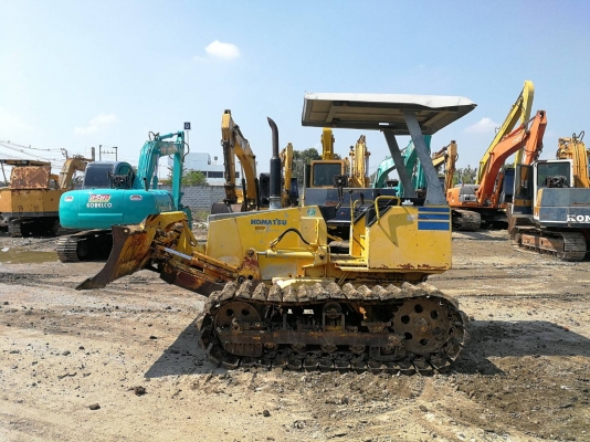 ขาย!! >>> รถแทรกเตอร์ Komatsu D20 รุ่น 7 สภาพสวยพร้อมใช้งาน <<< เบอร์ติดต่อ 098-7155789 086-4631102