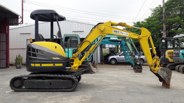 รถขุด コベルコ Kobelco SK30SR-3 เก่าญี่ปุ่น